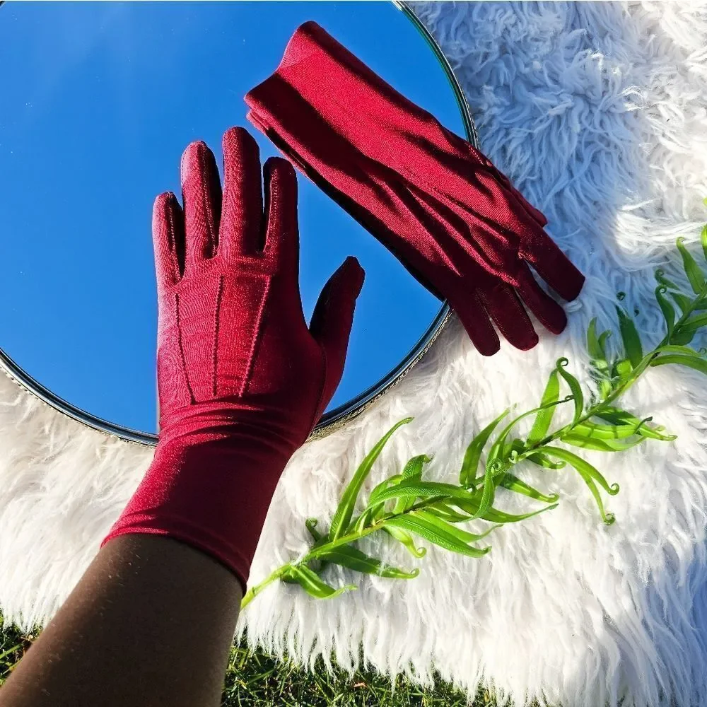 Stylish Burgandy Spandex Faux Leather Blend Statement Gloves.
